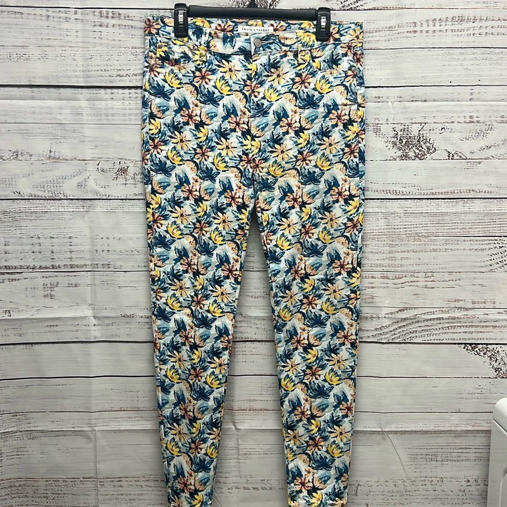 Floral Ankle-Length Women's Pants